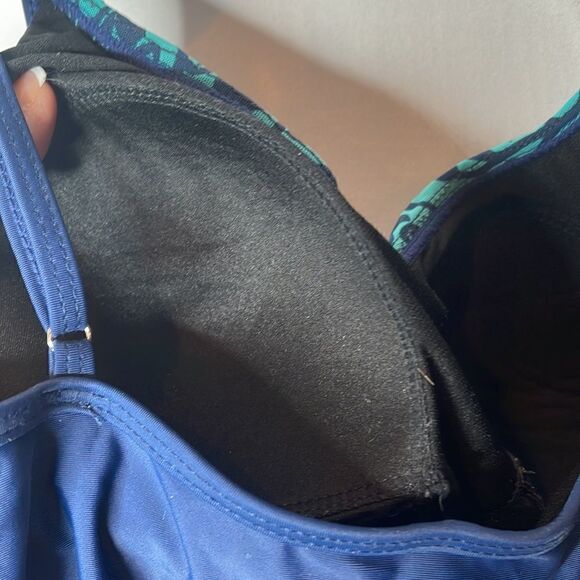 Tropical Escapes Navy/Green Tankini Bathing Suit. Light padding in bra. Size 8. - Picture 7 of 10